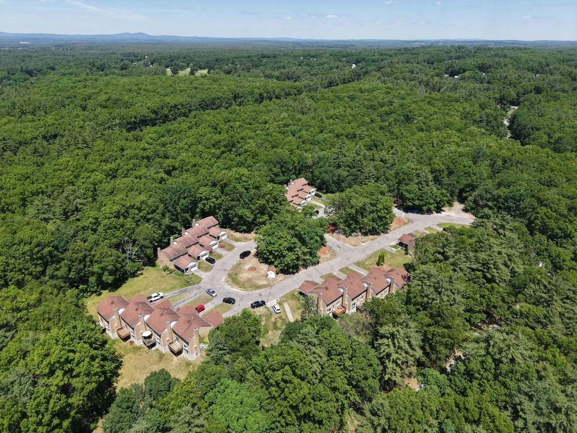 23 Bonnie Heights Lane Hudson NH 03051