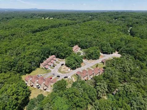 23 Bonnie Heights Lane Hudson NH 03051