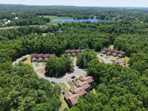 23 Bonnie Heights Lane Hudson NH 03051