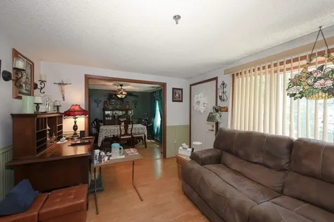 23 Bonnie Heights Lane Hudson NH 03051