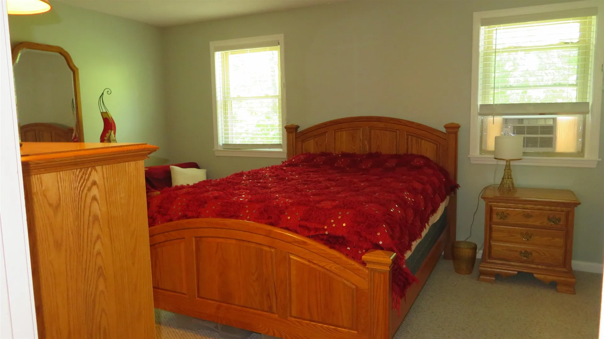 17 Oakwood Circle Goffstown NH 03045