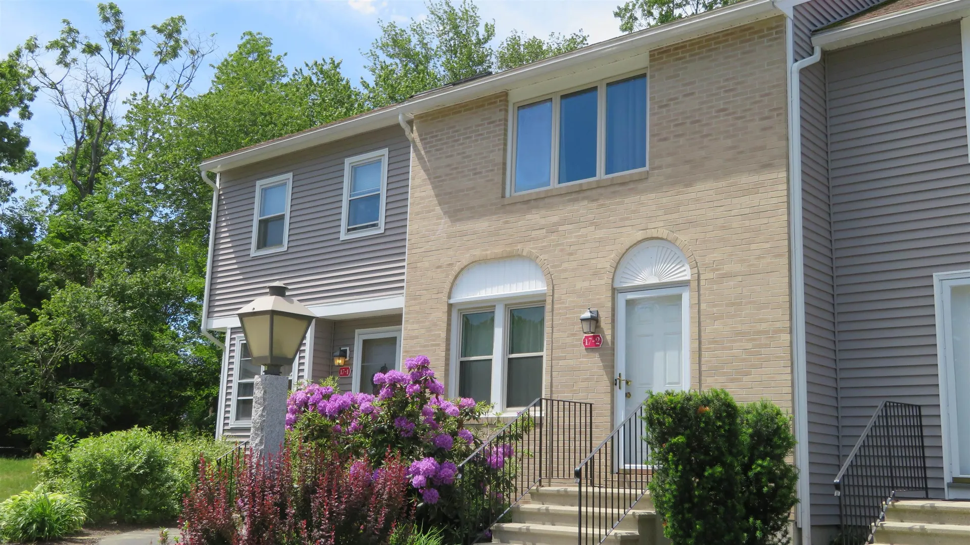 17 Oakwood Circle Goffstown NH 03045
