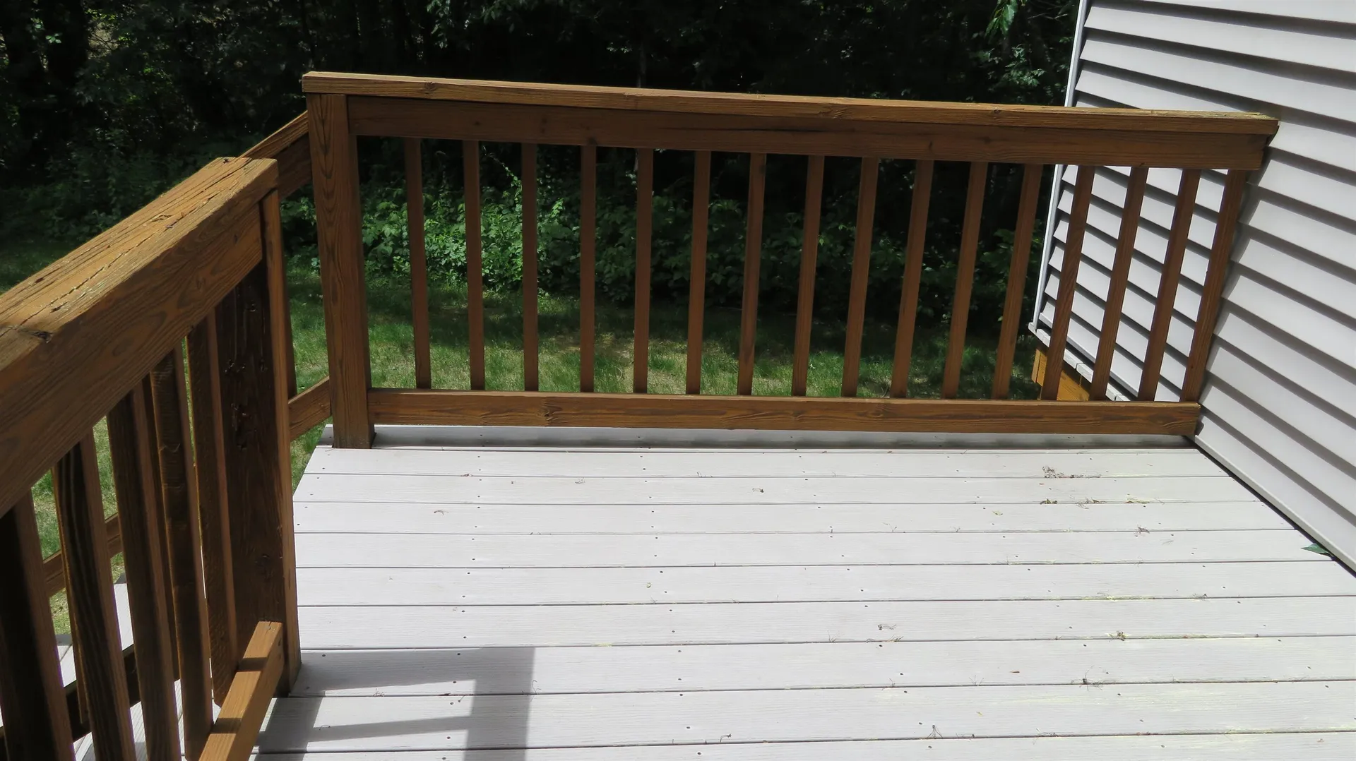 17 Oakwood Circle Goffstown NH 03045
