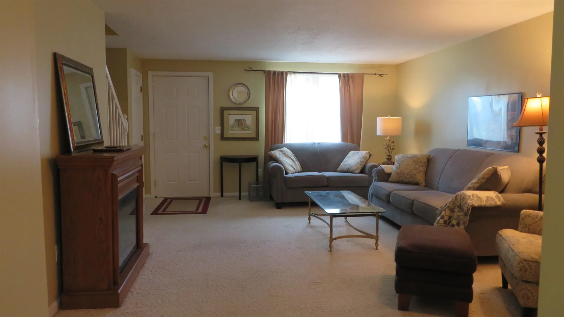17 Oakwood Circle Goffstown NH 03045