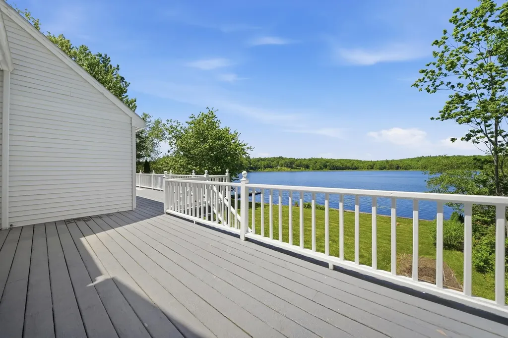 95 Lakeshore Drive Gilmanton NH 03227