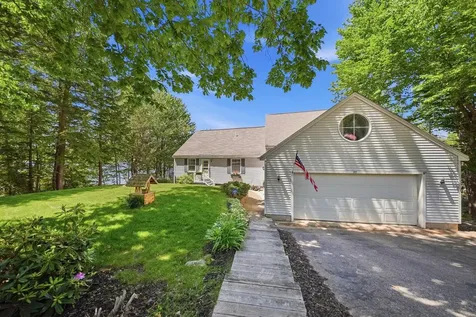95 Lakeshore Drive Gilmanton NH 03227