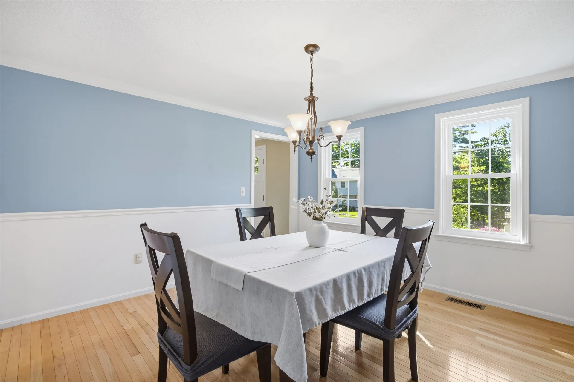 8 Bennington Road Nashua NH 03064