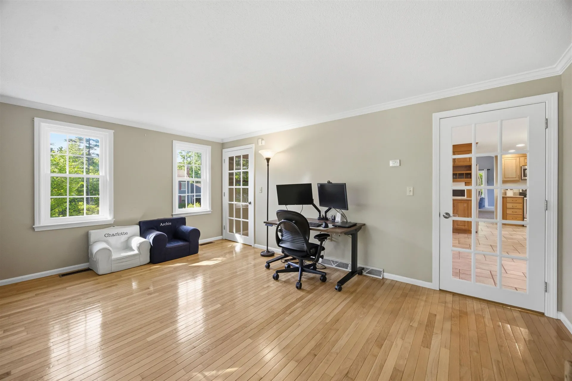 8 Bennington Road Nashua NH 03064
