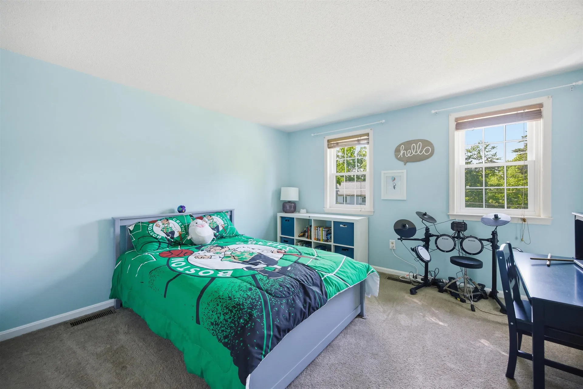 8 Bennington Road Nashua NH 03064