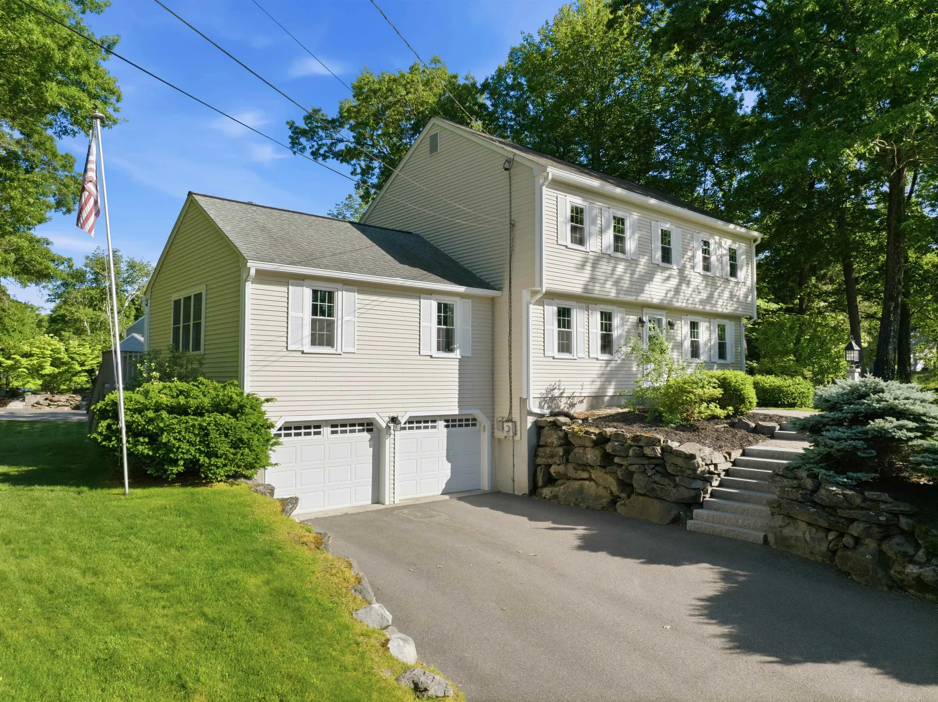 8 Bennington Road Nashua NH 03064