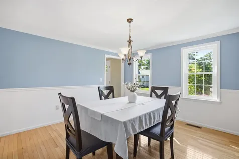 8 Bennington Road Nashua NH 03064