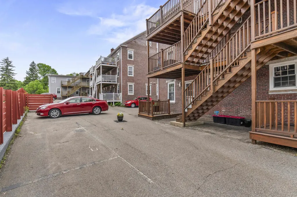 412 2nd Street Rollinsford NH 03869