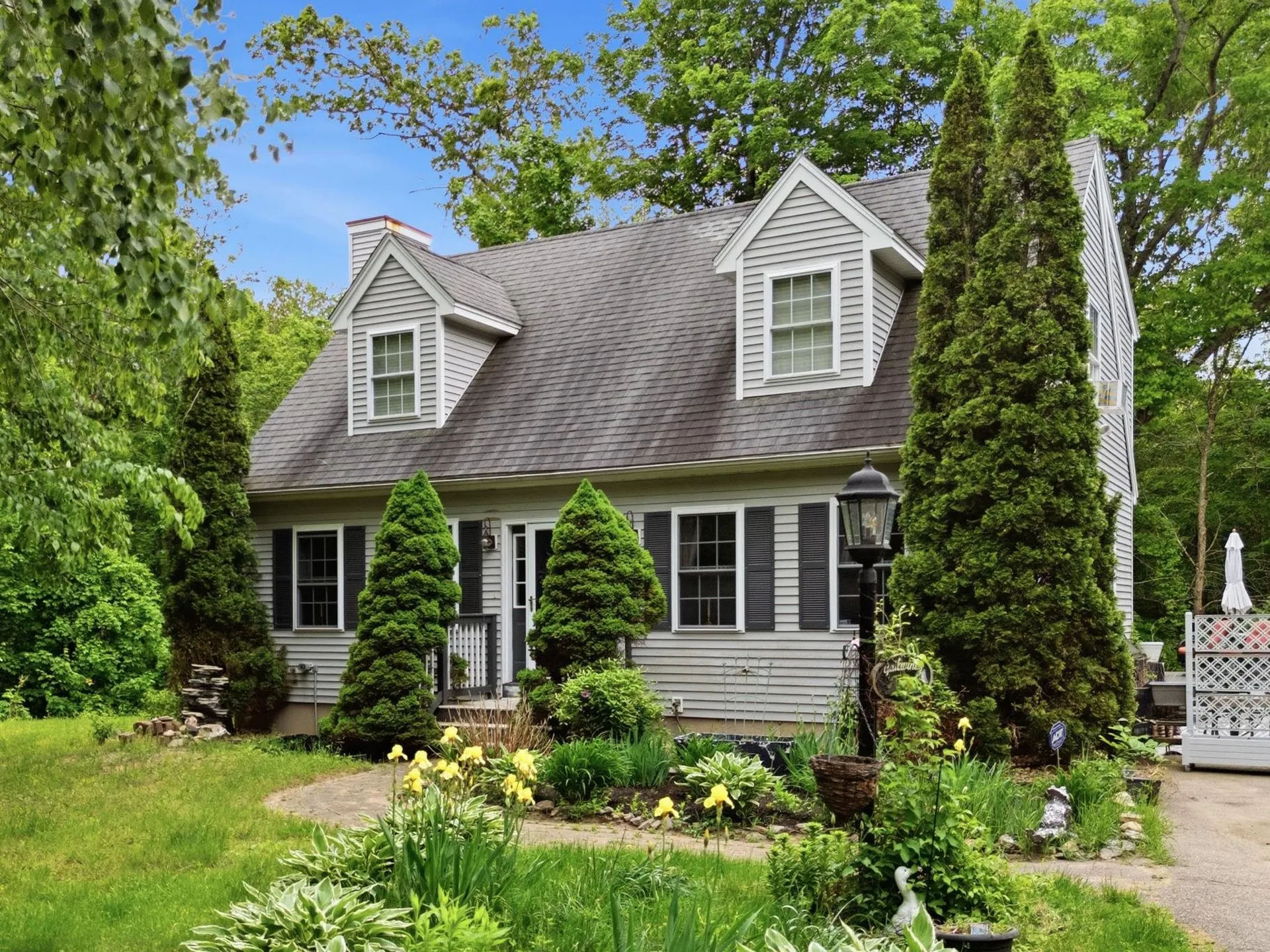 4 Norris Farm Road Raymond NH 03077