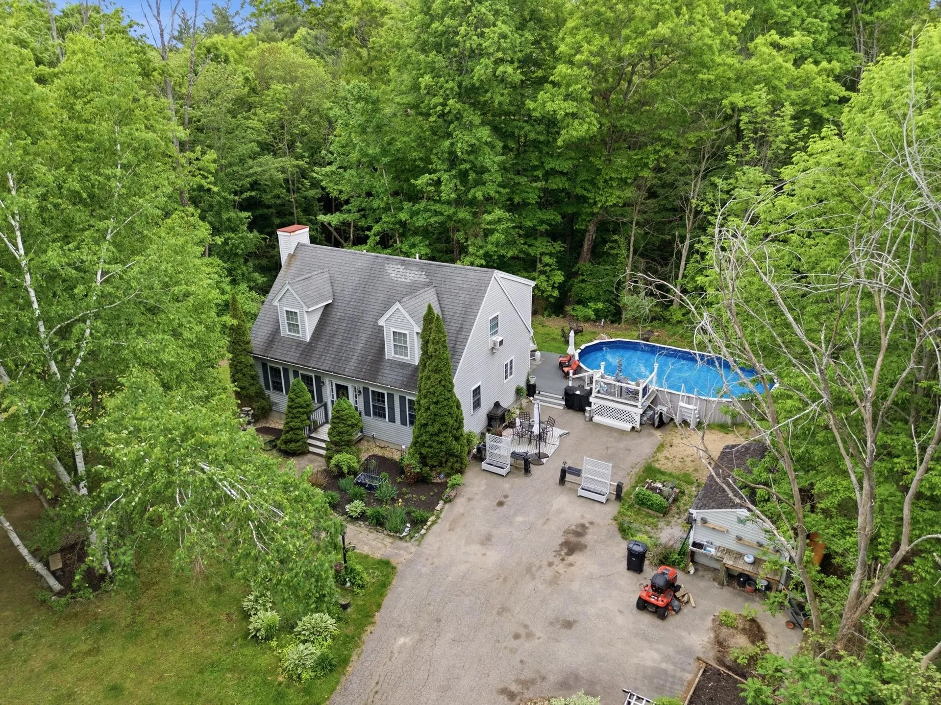 4 Norris Farm Road Raymond NH 03077