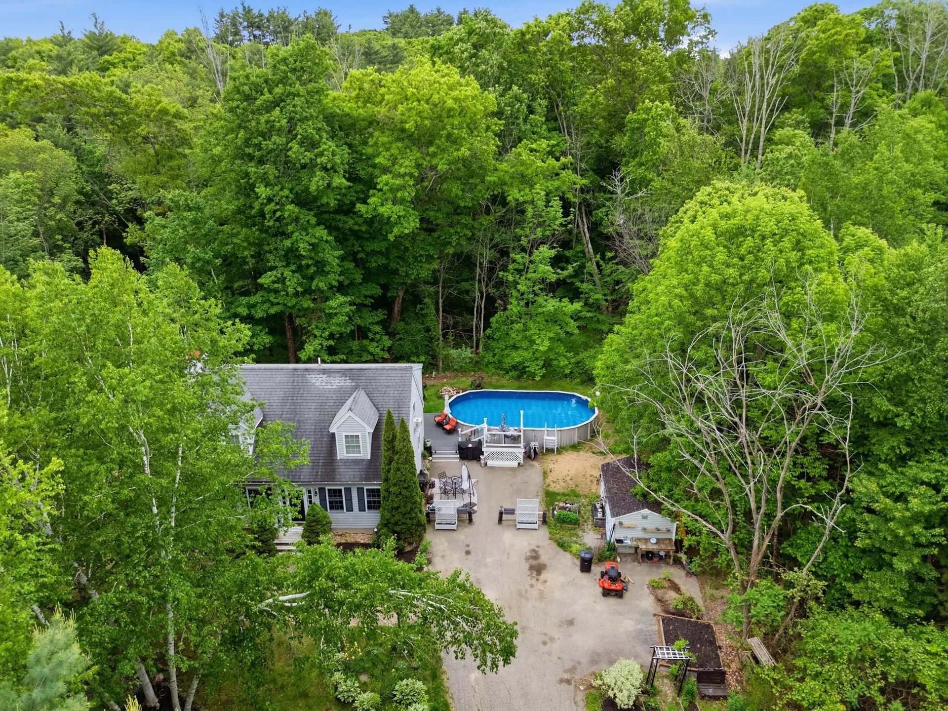 4 Norris Farm Road Raymond NH 03077