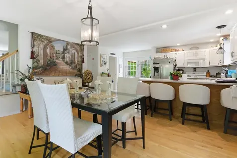 4 Norris Farm Road Raymond NH 03077