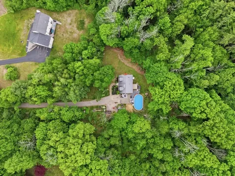 4 Norris Farm Road Raymond NH 03077
