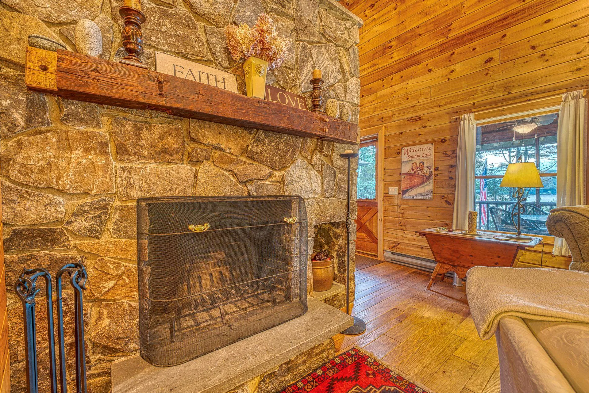 11 Squamasee Road Holderness NH 03245