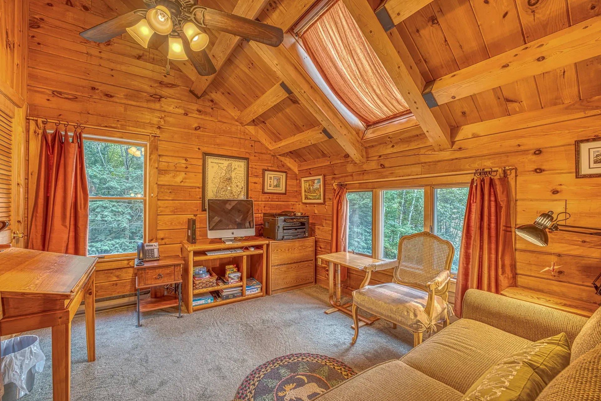 11 Squamasee Road Holderness NH 03245