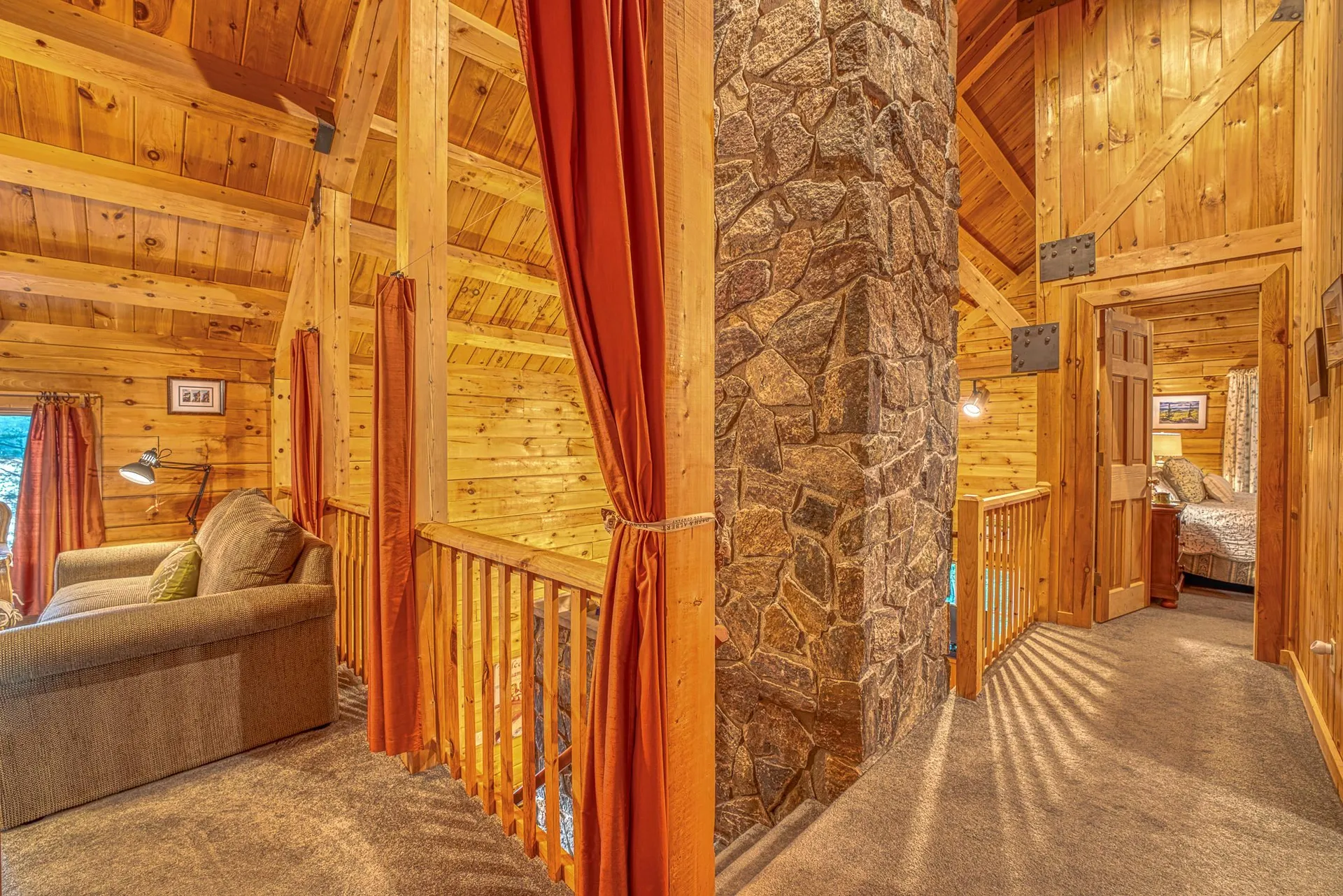 11 Squamasee Road Holderness NH 03245