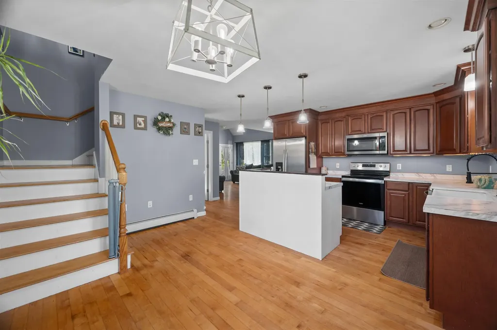 7 Locust Lane South Berwick ME 03908