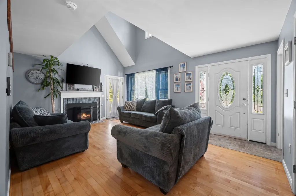 7 Locust Lane South Berwick ME 03908