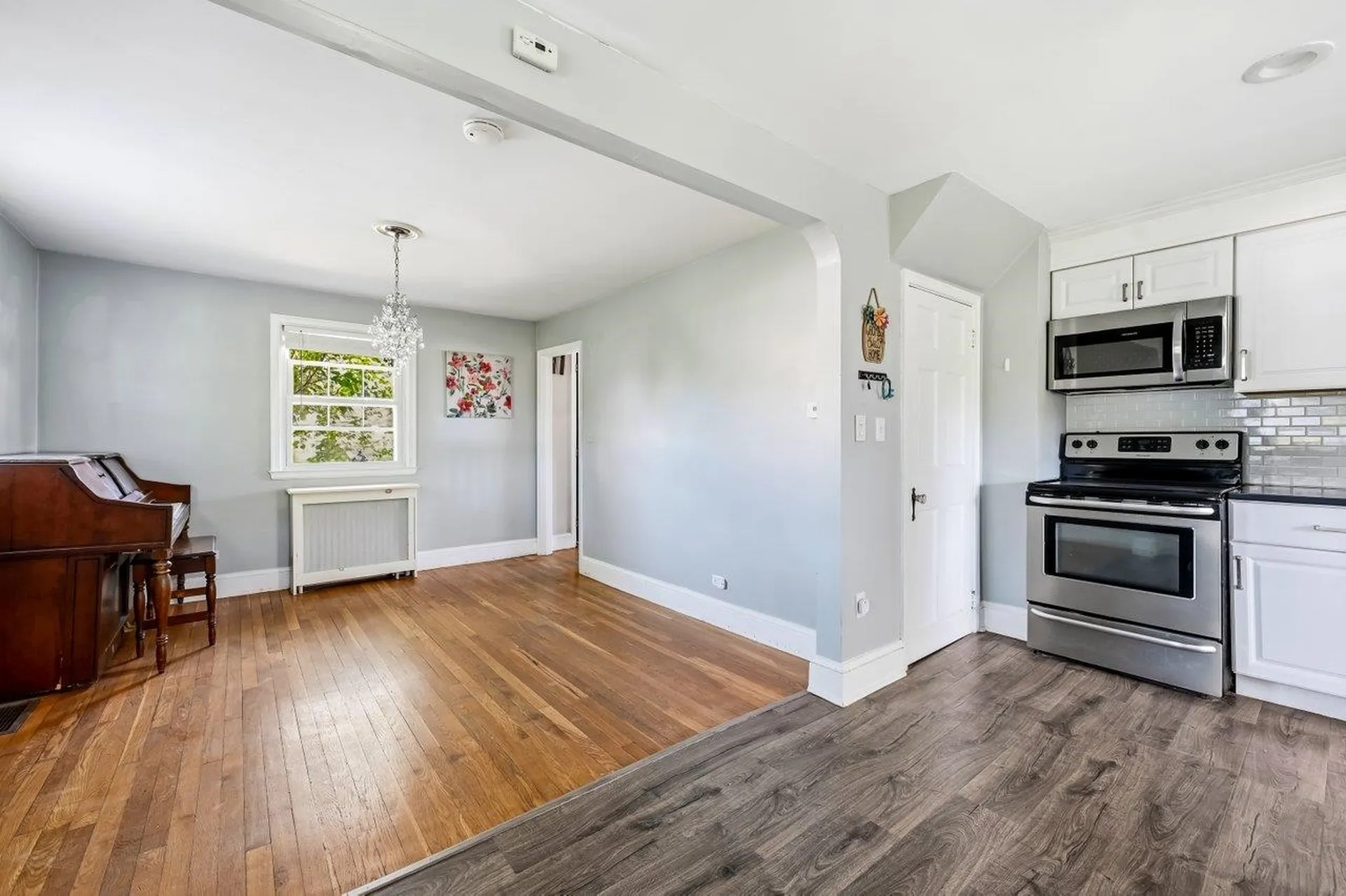 20 Upland Street Manchester NH 03102