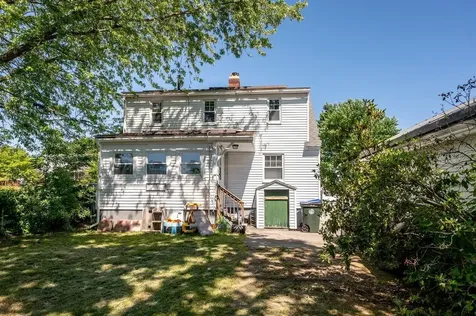 20 Upland Street Manchester NH 03102