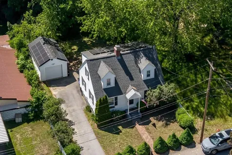 20 Upland Street Manchester NH 03102