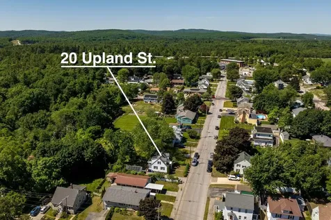 20 Upland Street Manchester NH 03102