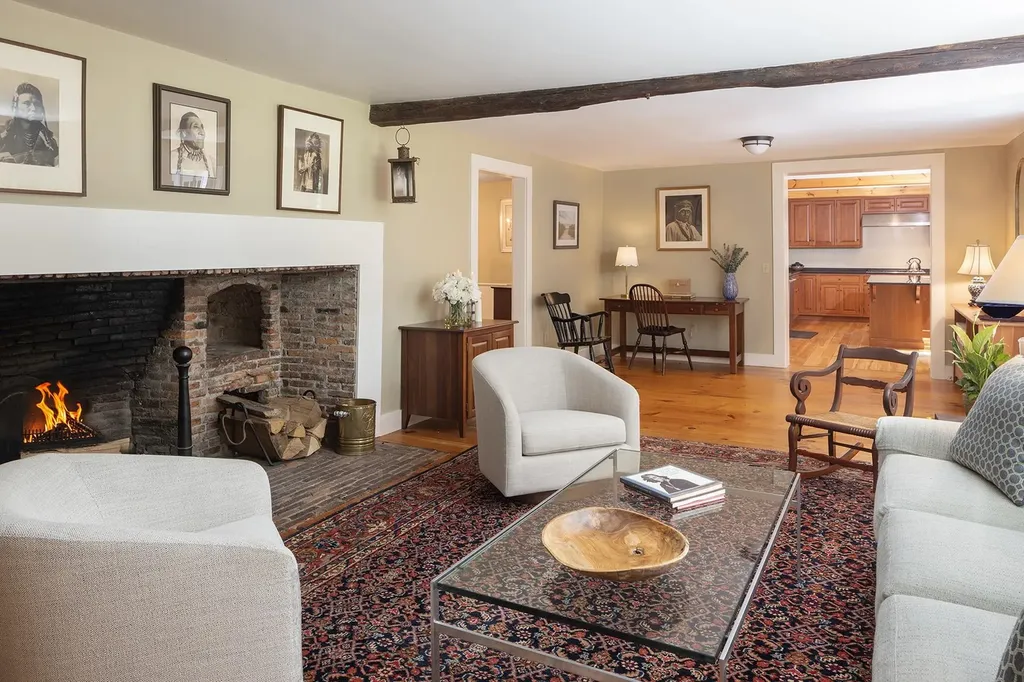 385 Irish Hill Road Hopkinton NH 03229