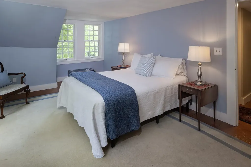 385 Irish Hill Road Hopkinton NH 03229