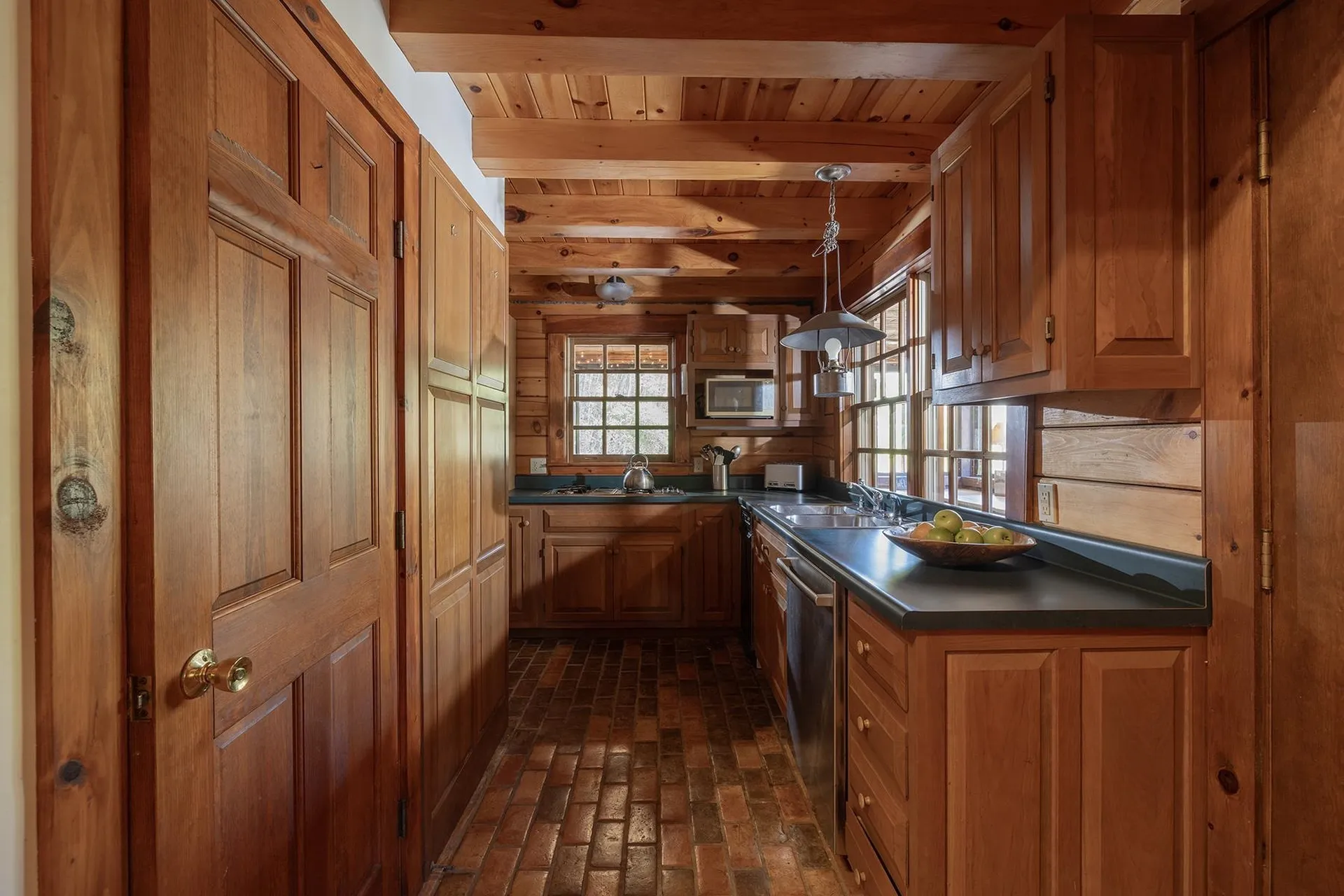 385 Irish Hill Road Hopkinton NH 03229