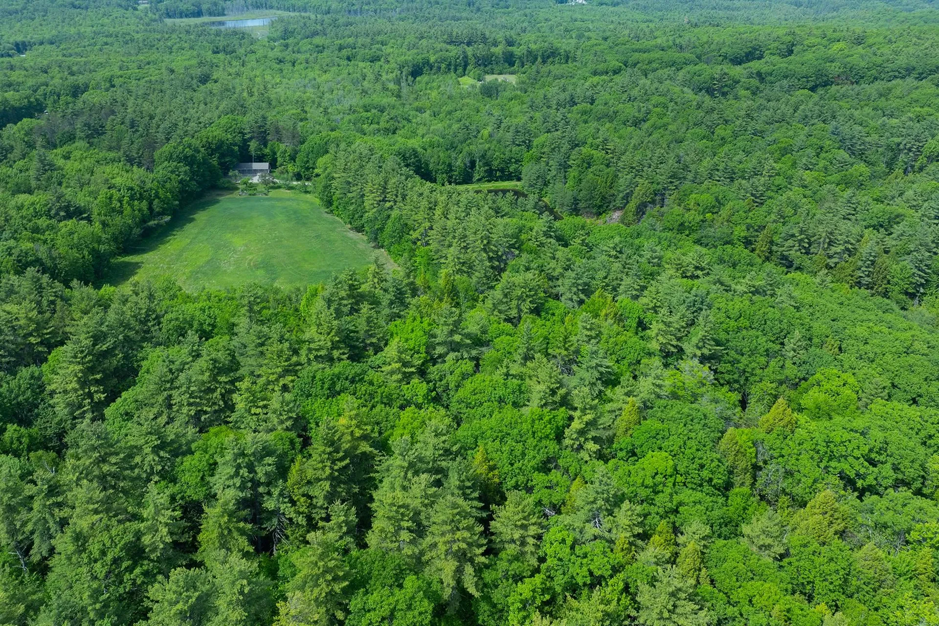 385 Irish Hill Road Hopkinton NH 03229
