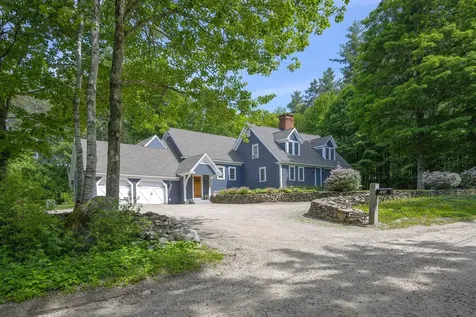 385 Irish Hill Road Hopkinton NH 03229