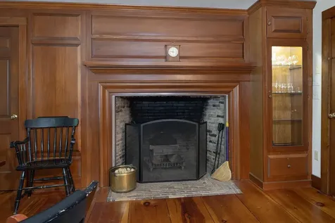 385 Irish Hill Road Hopkinton NH 03229