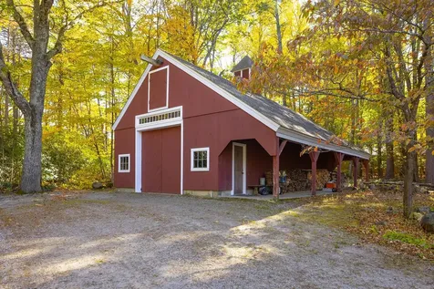 385 Irish Hill Road Hopkinton NH 03229