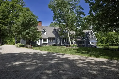 385 Irish Hill Road Hopkinton NH 03229