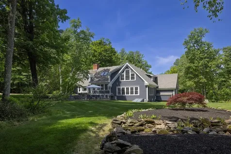 385 Irish Hill Road Hopkinton NH 03229