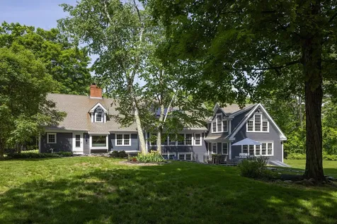 385 Irish Hill Road Hopkinton NH 03229
