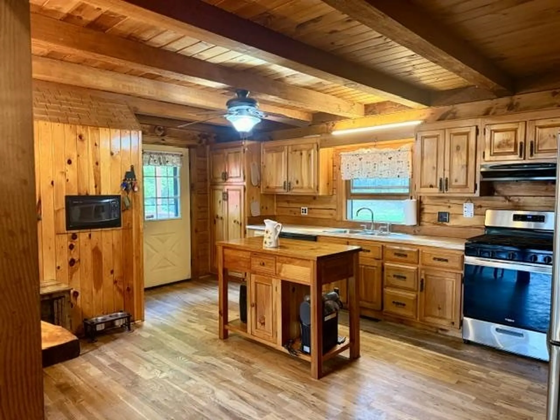 83 Main Street Sandown NH 03873