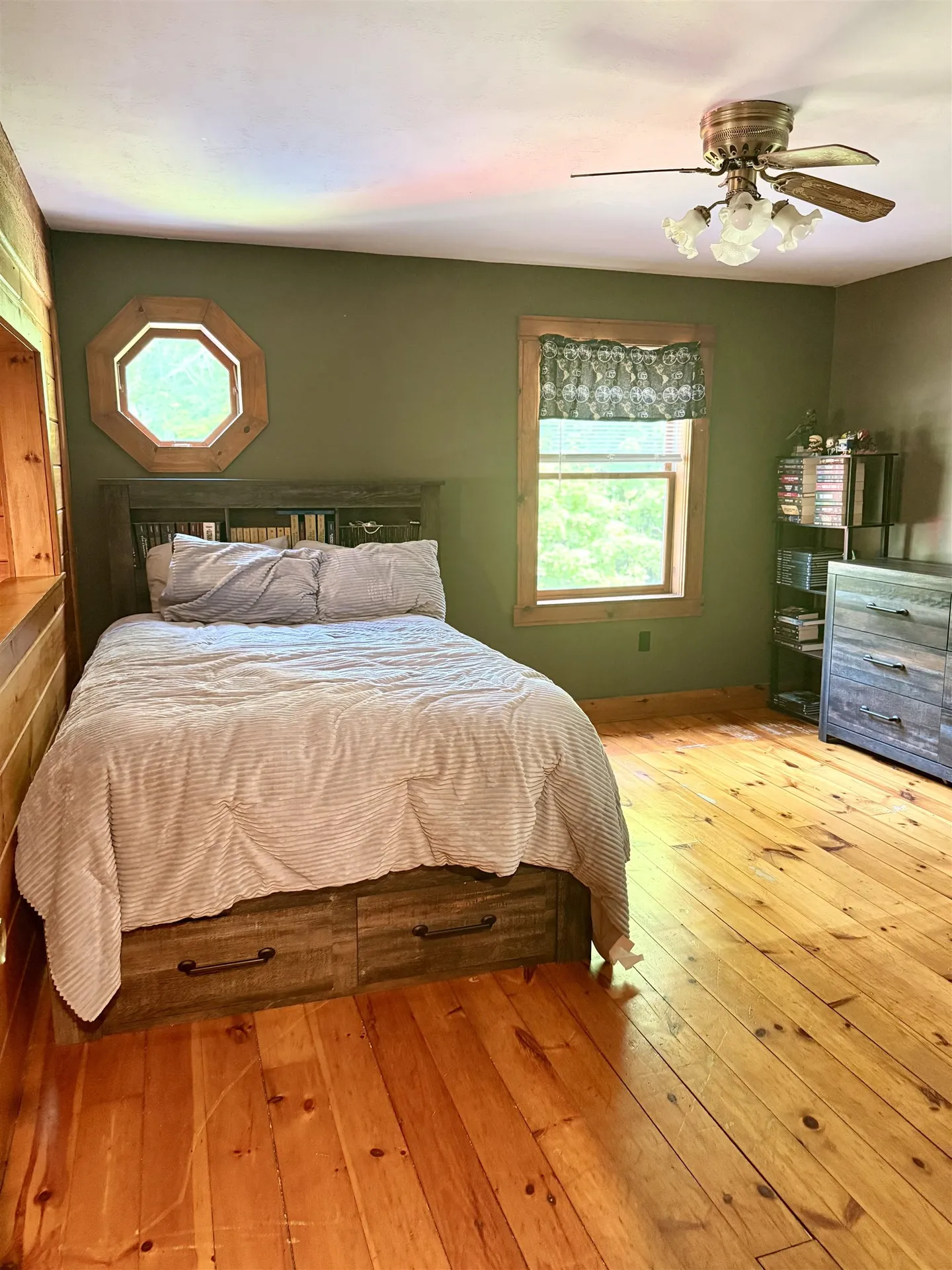 83 Main Street Sandown NH 03873