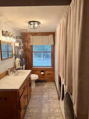 83 Main Street Sandown NH 03873