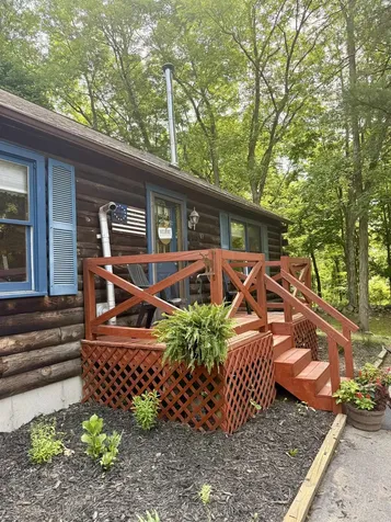 83 Main Street Sandown NH 03873