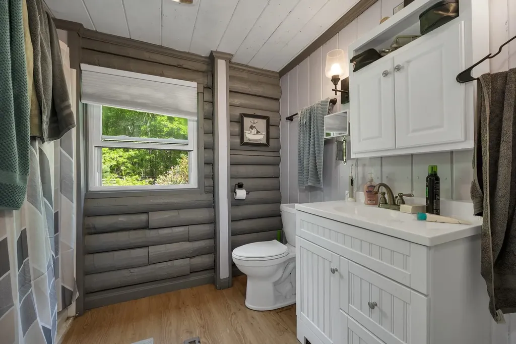 107 Orchard Hill Road Barrington NH 03825