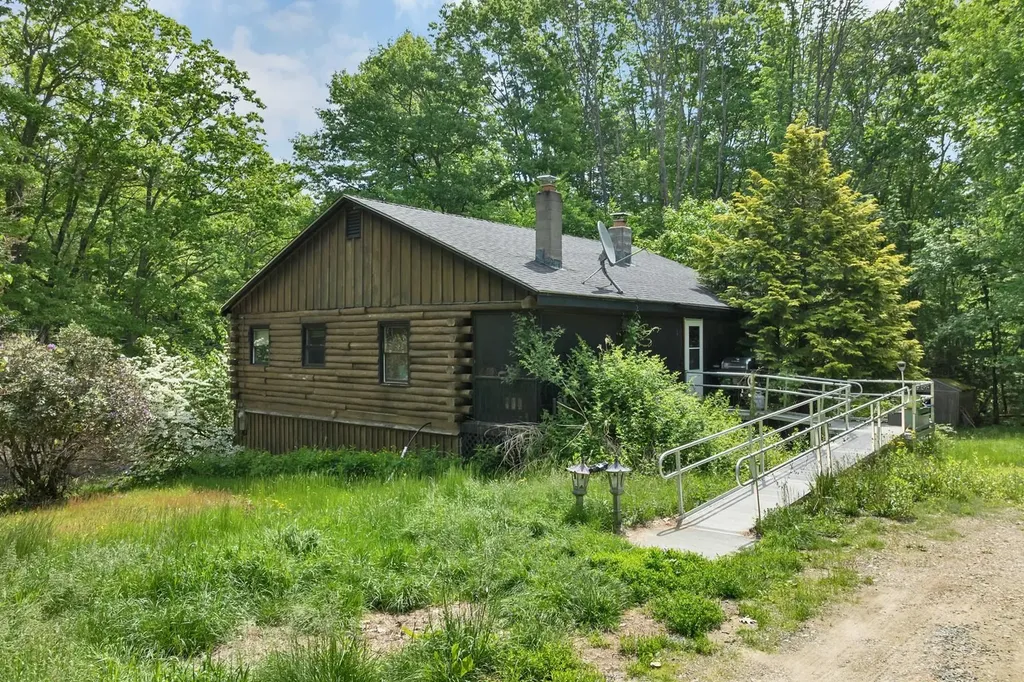 107 Orchard Hill Road Barrington NH 03825