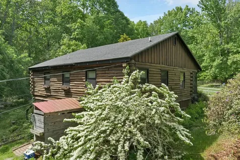 107 Orchard Hill Road Barrington NH 03825