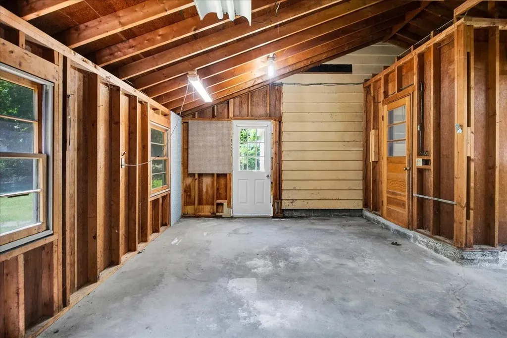 27 Brierwood Lane Burlington VT 05408