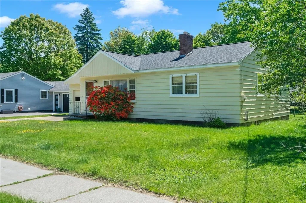 27 Brierwood Lane Burlington VT 05408