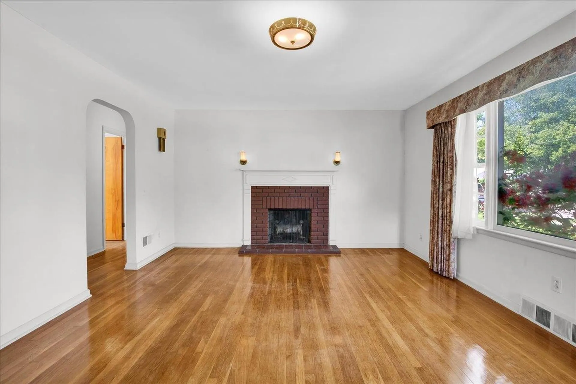 27 Brierwood Lane Burlington VT 05408